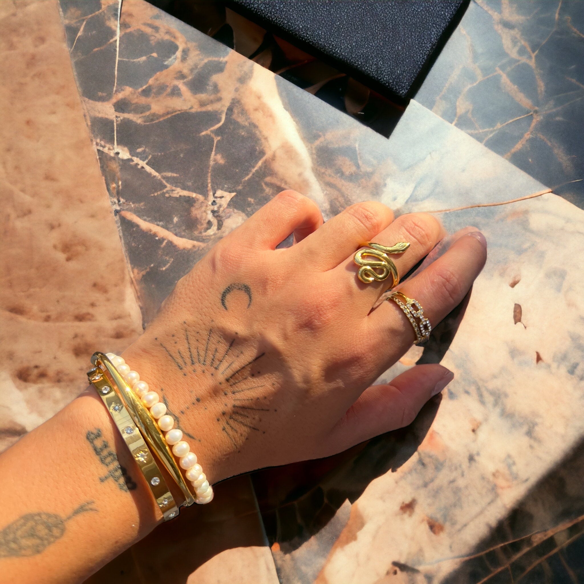Cleo Snake Ring