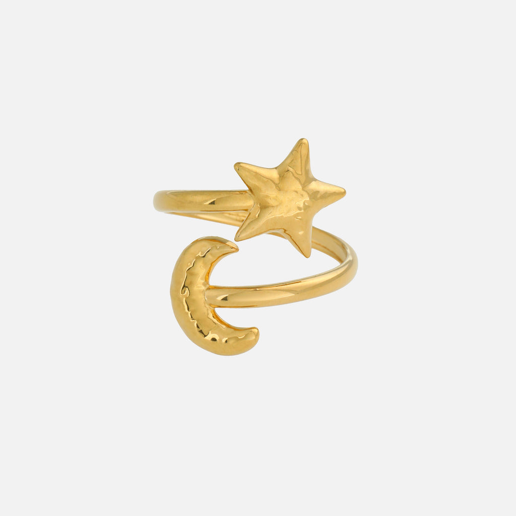 Astrid Ring