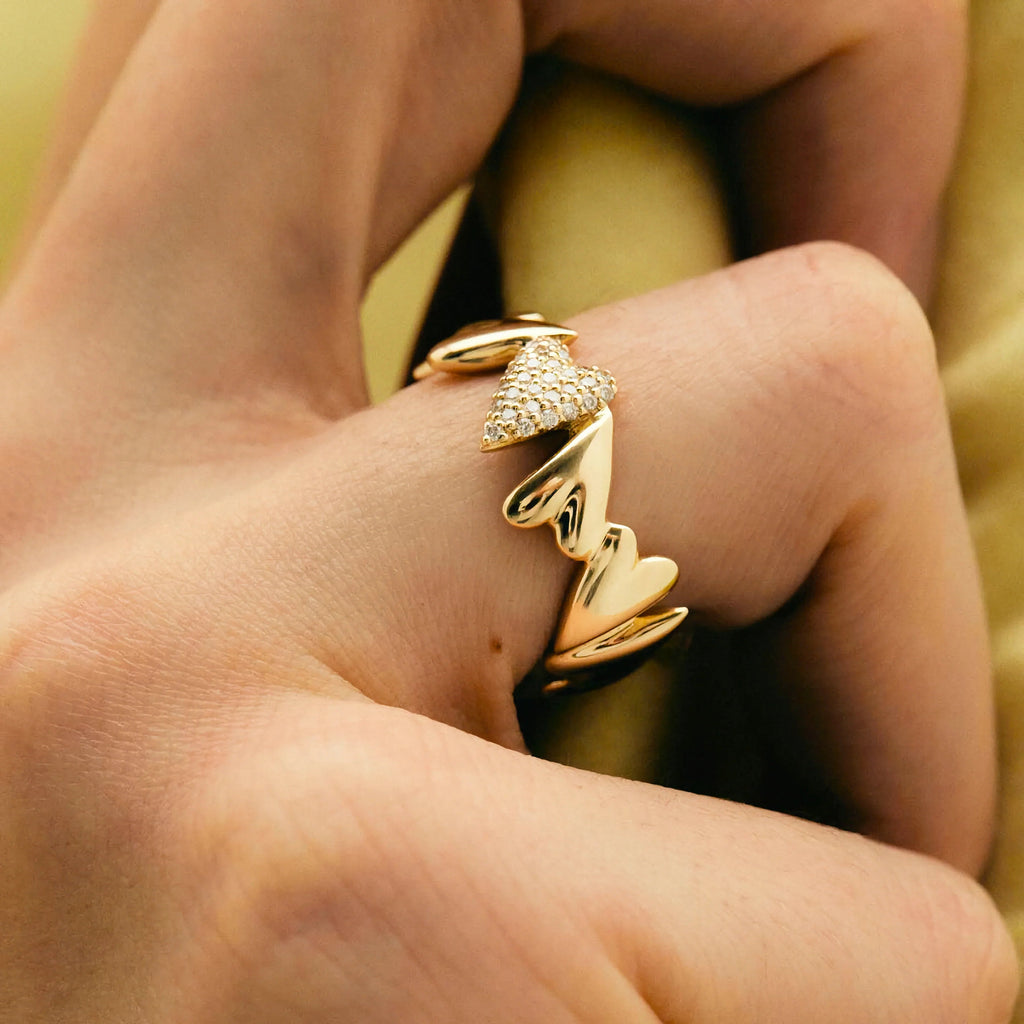 Lila Diamond Hearts Ring