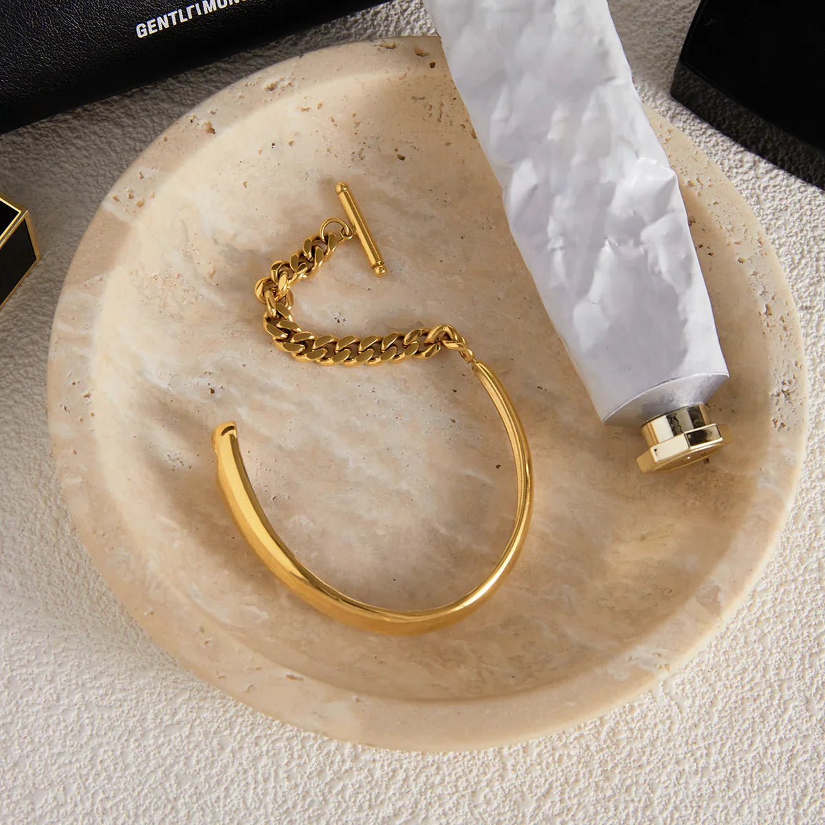 Vespera Chained Gold Bangle
