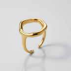 Cyra Band Ring