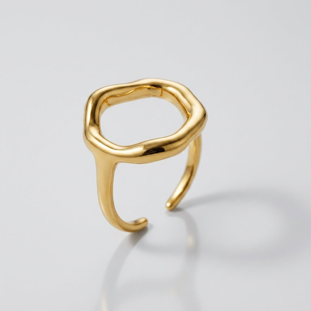 Cyra Band Ring