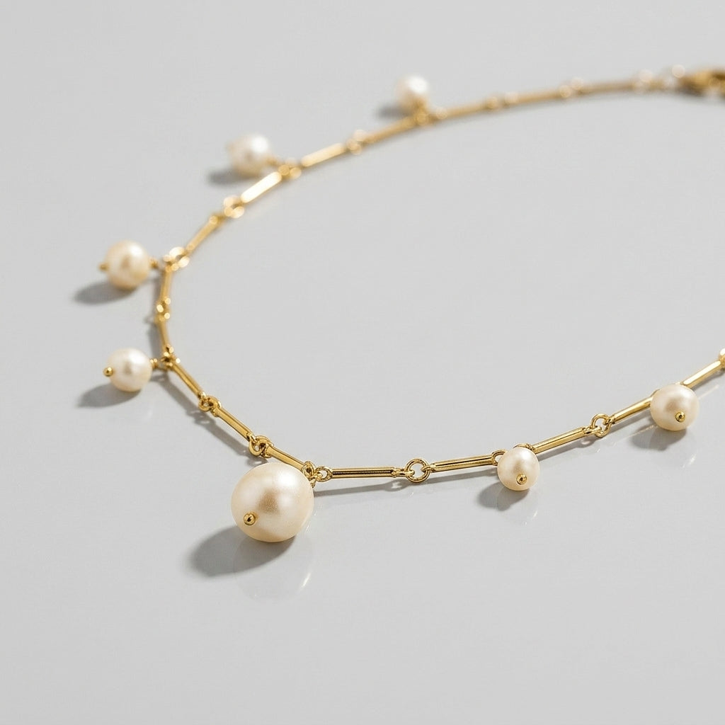 Saskia Pearl Necklace