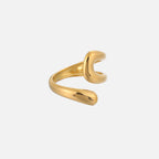 Faye Ring