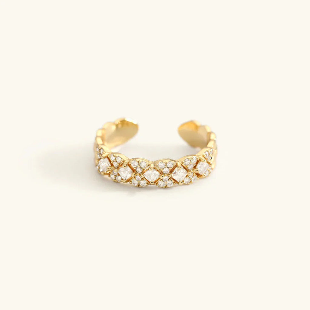 Rhea Patterned Ring