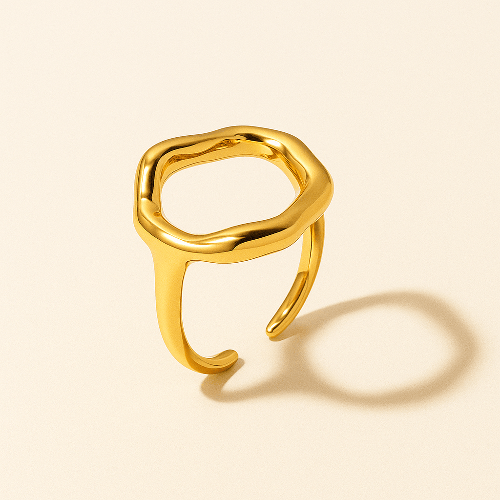 Cyra Band Ring
