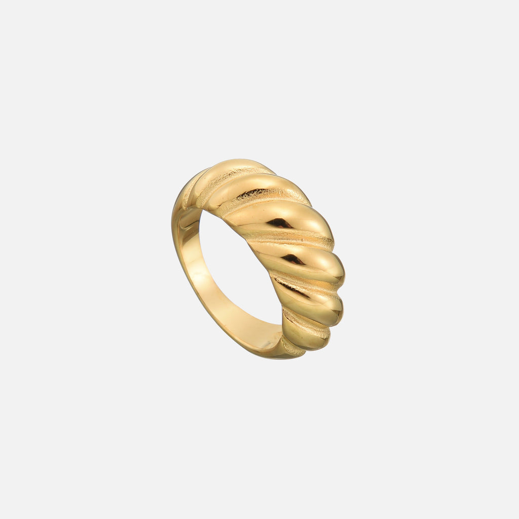 Croissant Ring
