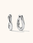 Wavy Huggie Hoop Ohrringe Gold Silber