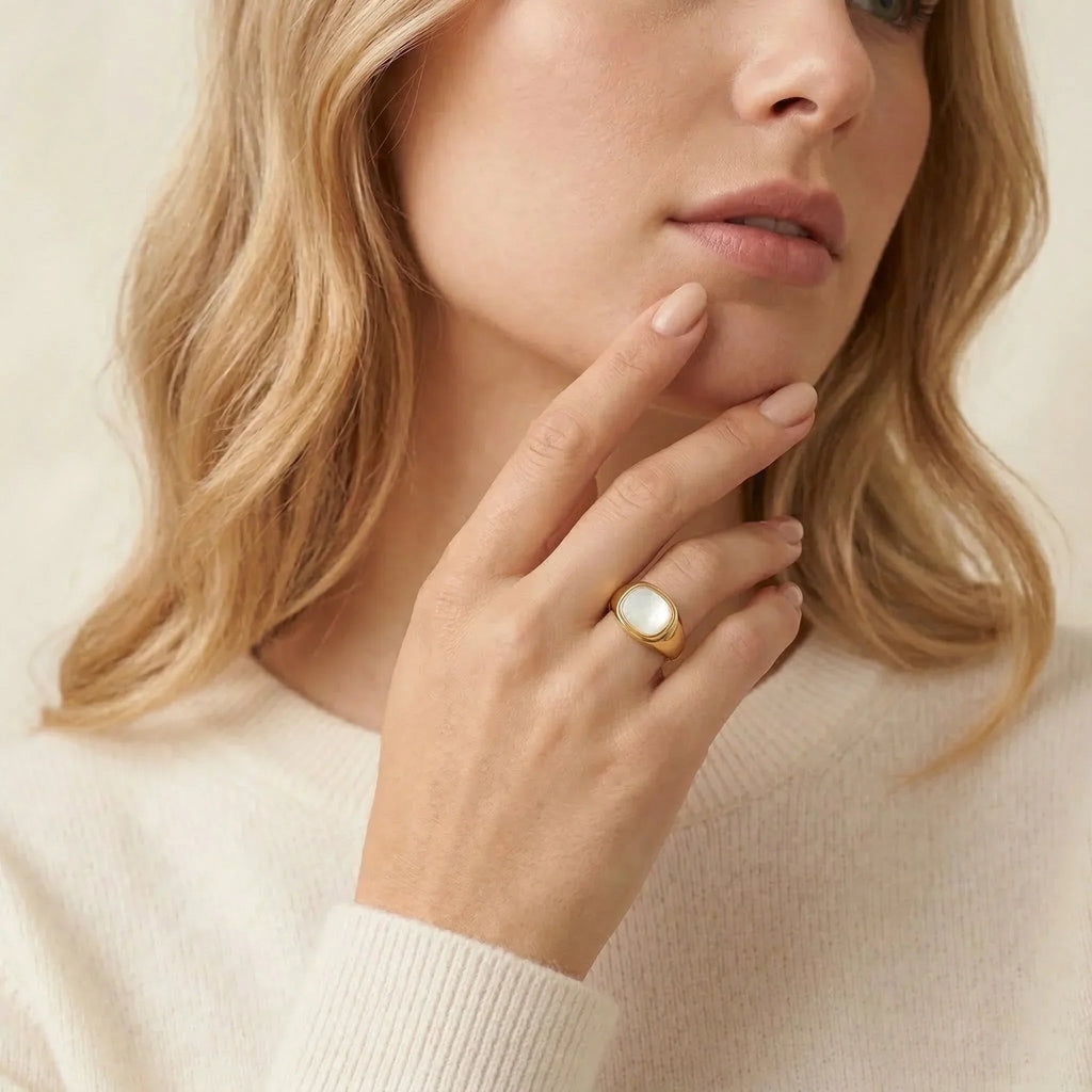 Elara Gold Ring