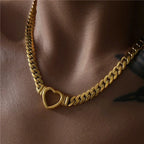 Lucasta Heart Choker
