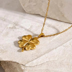 Vera Clover Necklace