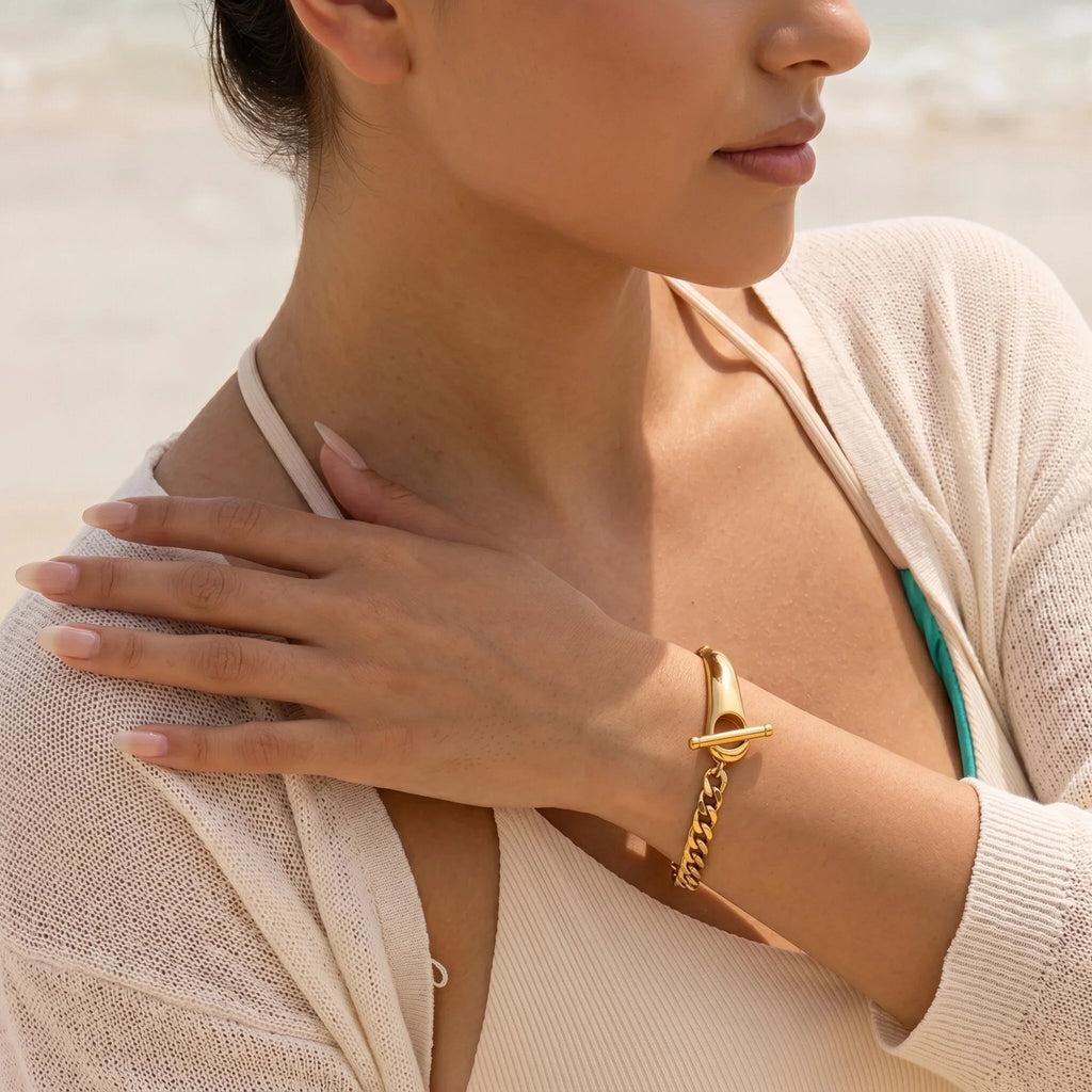 Vespera Chained Gold Bangle