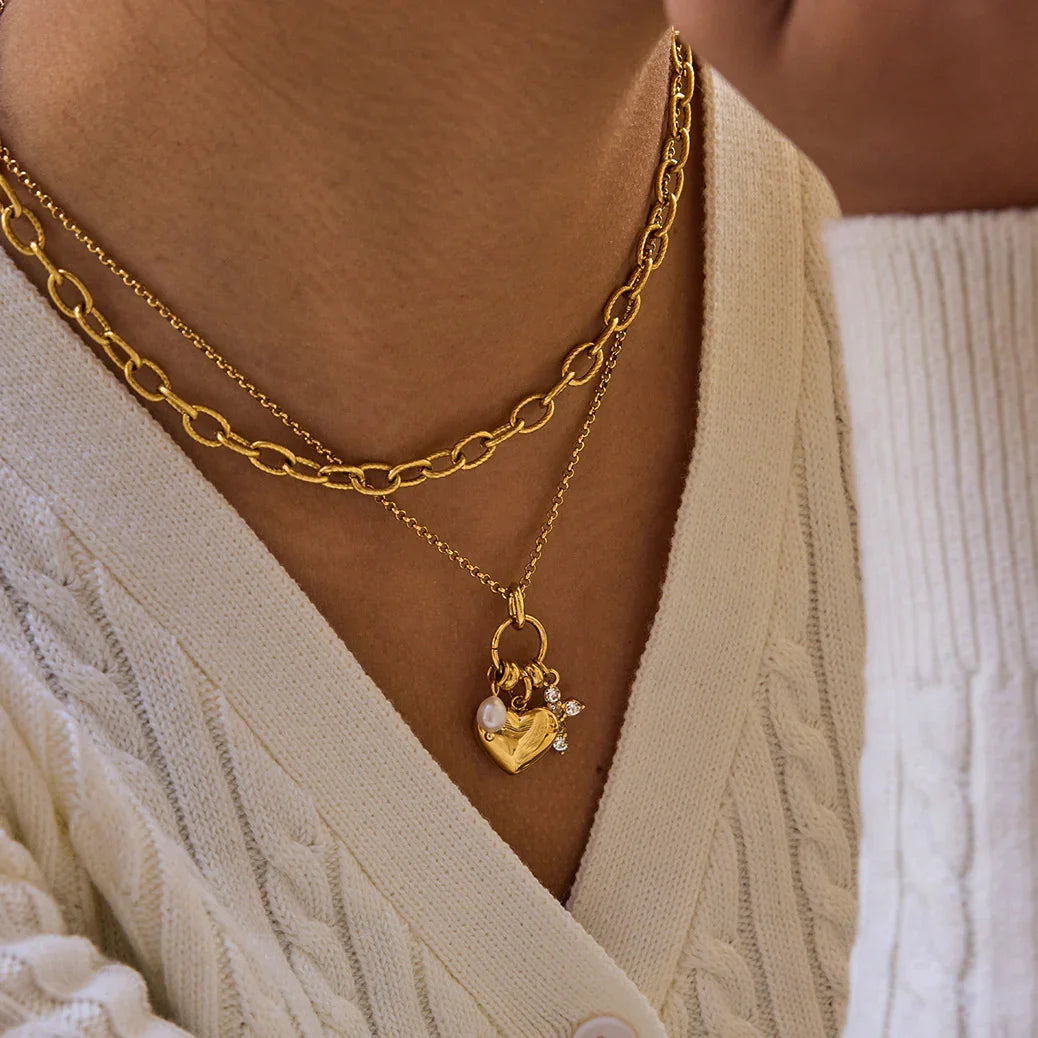 Fleur Diamond Heart Necklace
