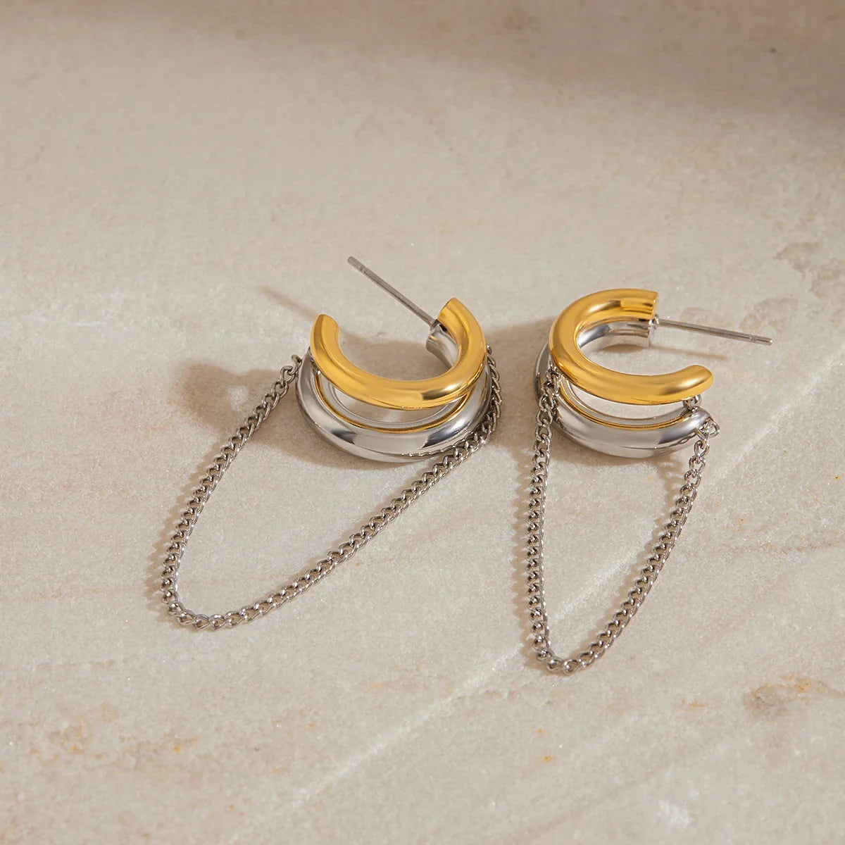 Isaura Link Chain Hoops