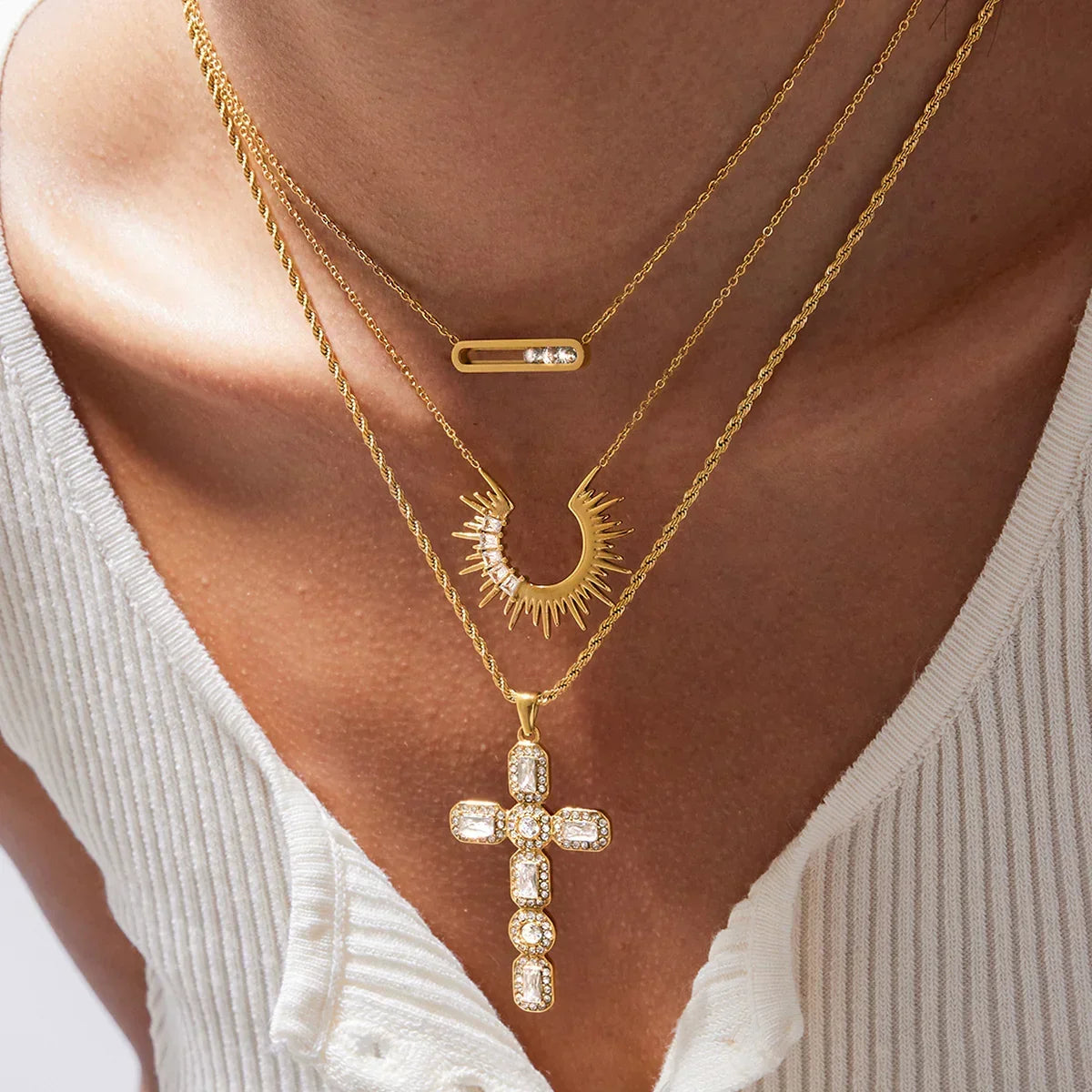Marielle Sculpted Pendant