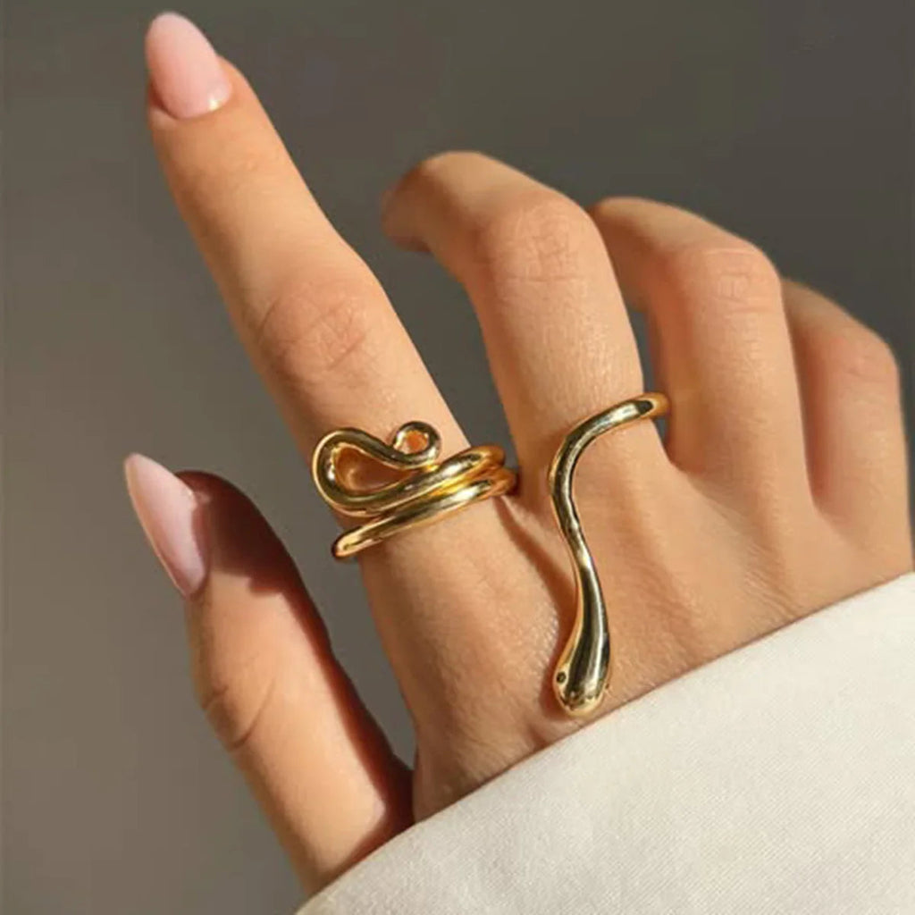 Sable Snake Ring