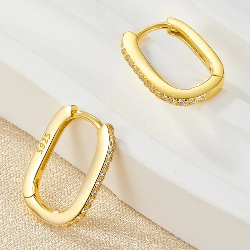 Corinne Oval Hoops