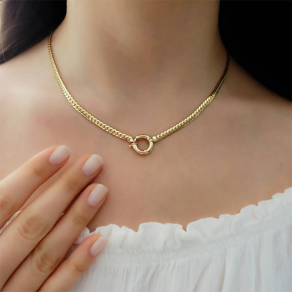 Suri Herringbone Pendant
