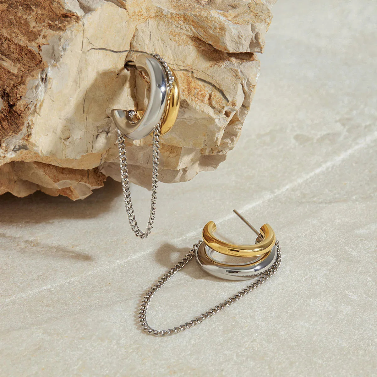 Isaura Link Chain Hoops