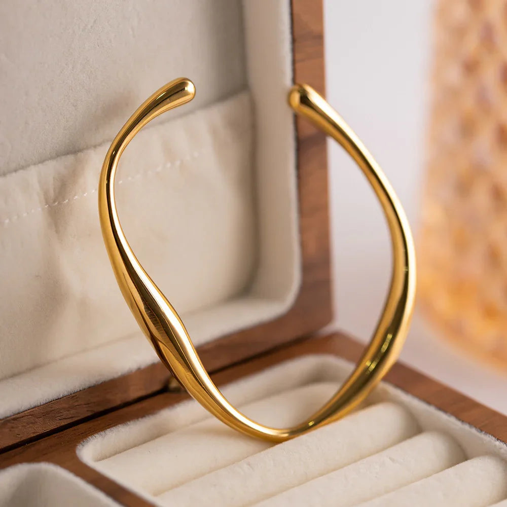 Marlowe Gold Bangle
