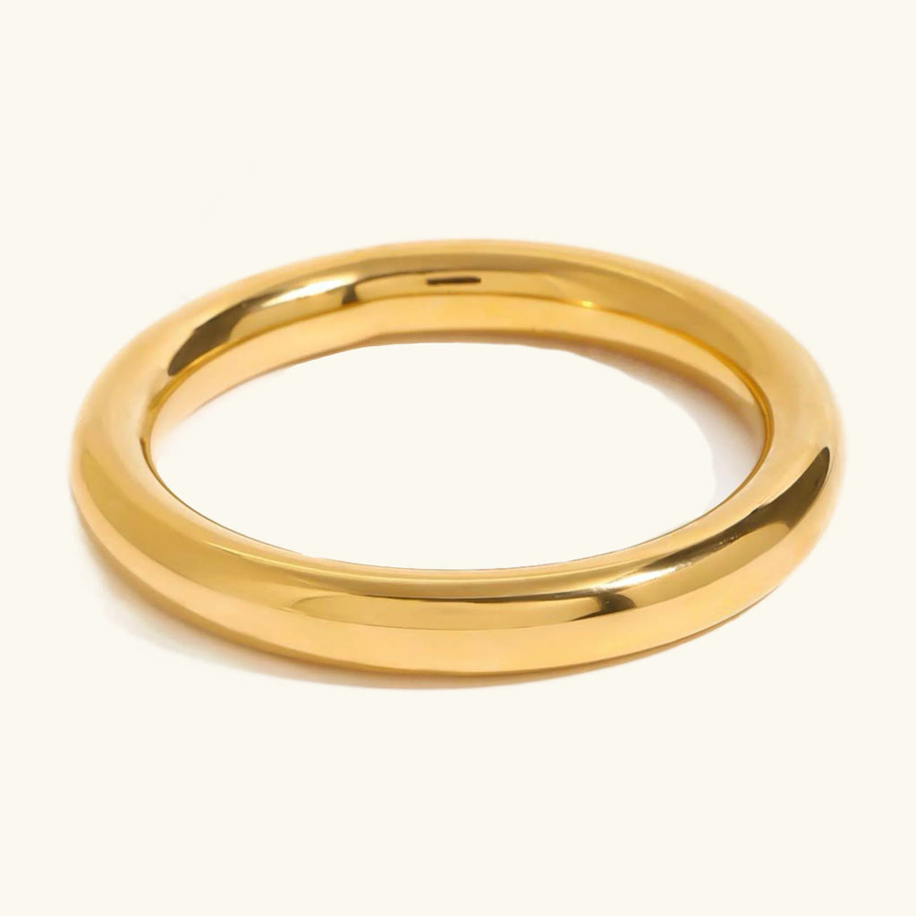 Zephyrine Smooth Gold Bangle