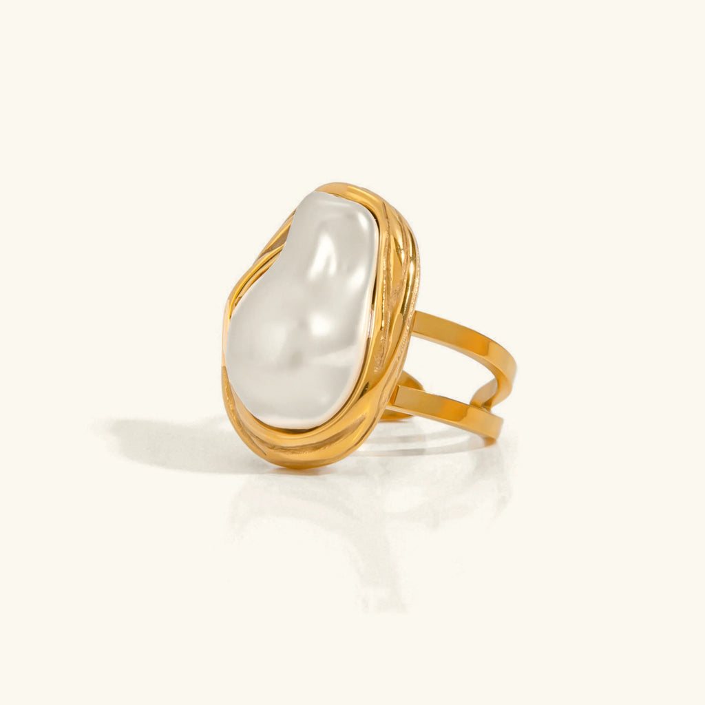 Ondina Pearl Ring