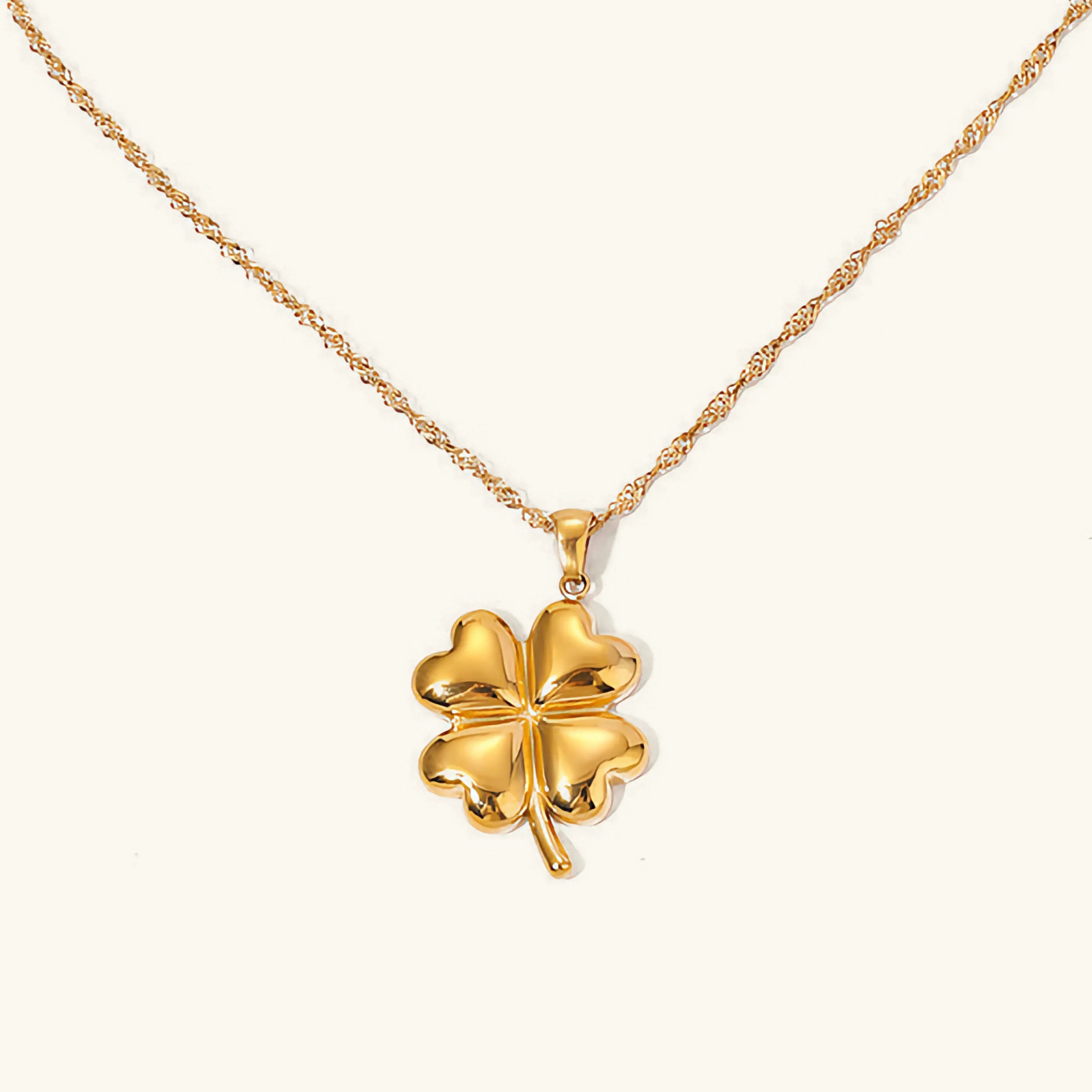 Vera Clover Necklace
