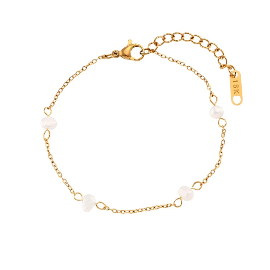 Lainey Pearl Bracelet