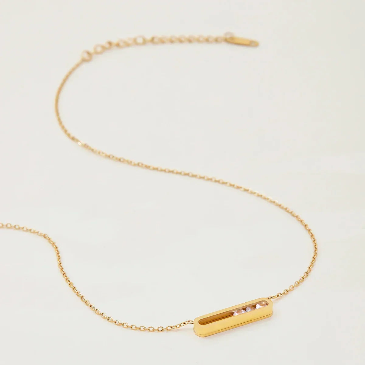 Marielle Sculpted Pendant