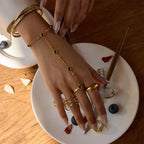 Ondine Emerald Heart Hand Chain