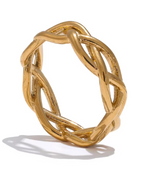 Calla Ring