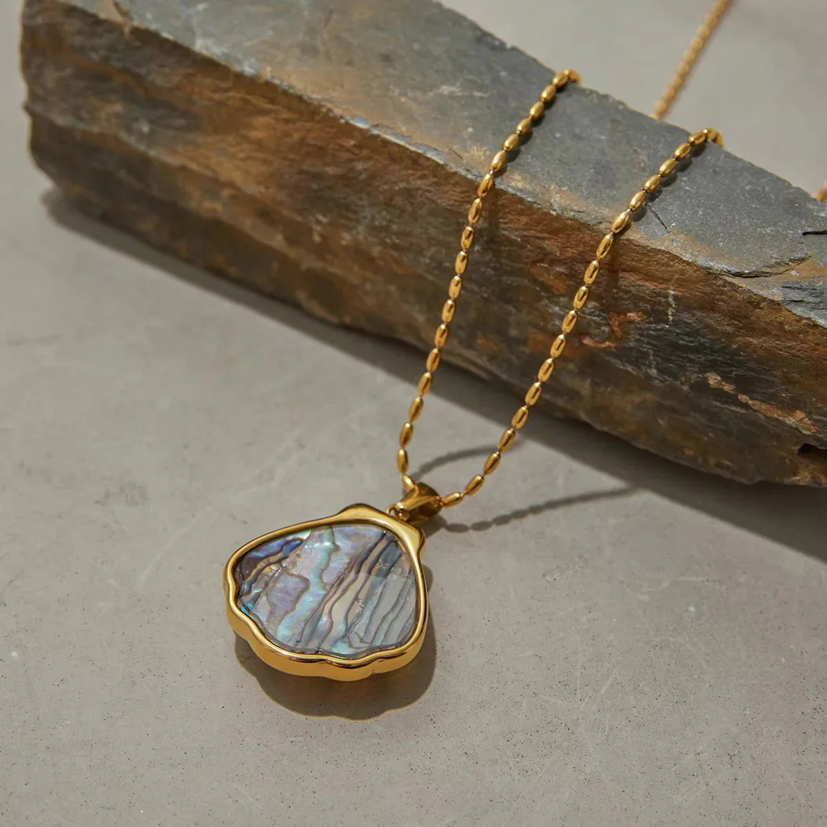 Océane Seashell Pendant
