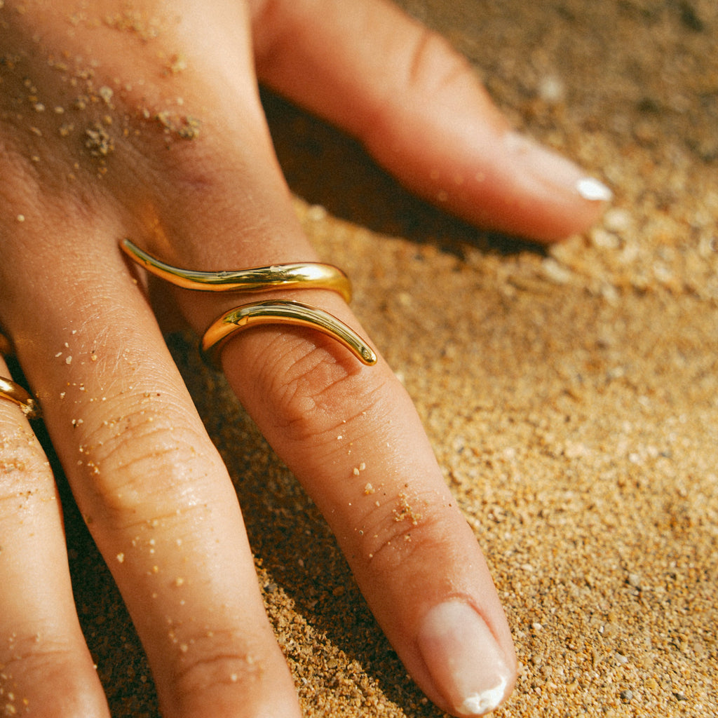 Noe Swirl Ring