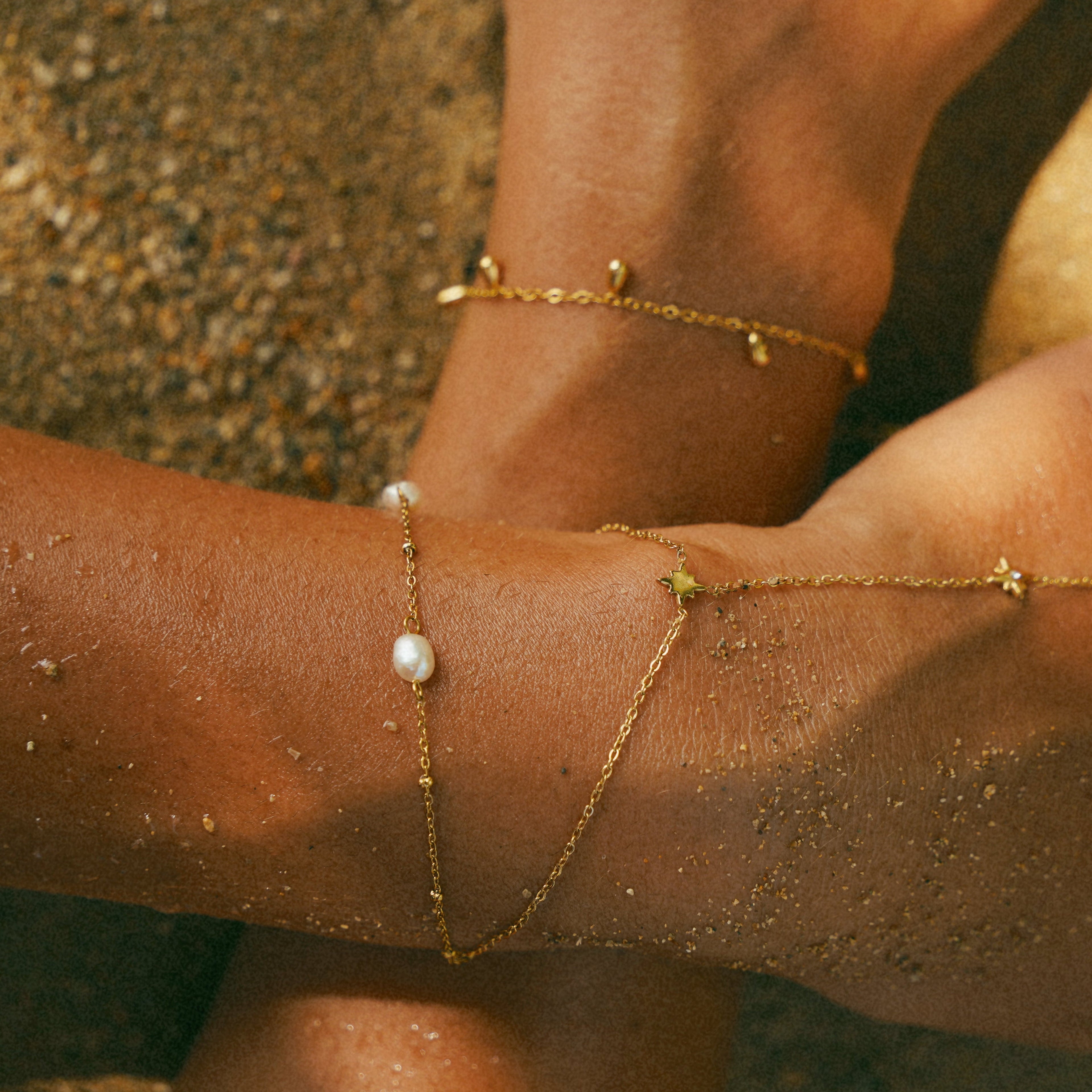 Lainey Pearl Bracelet