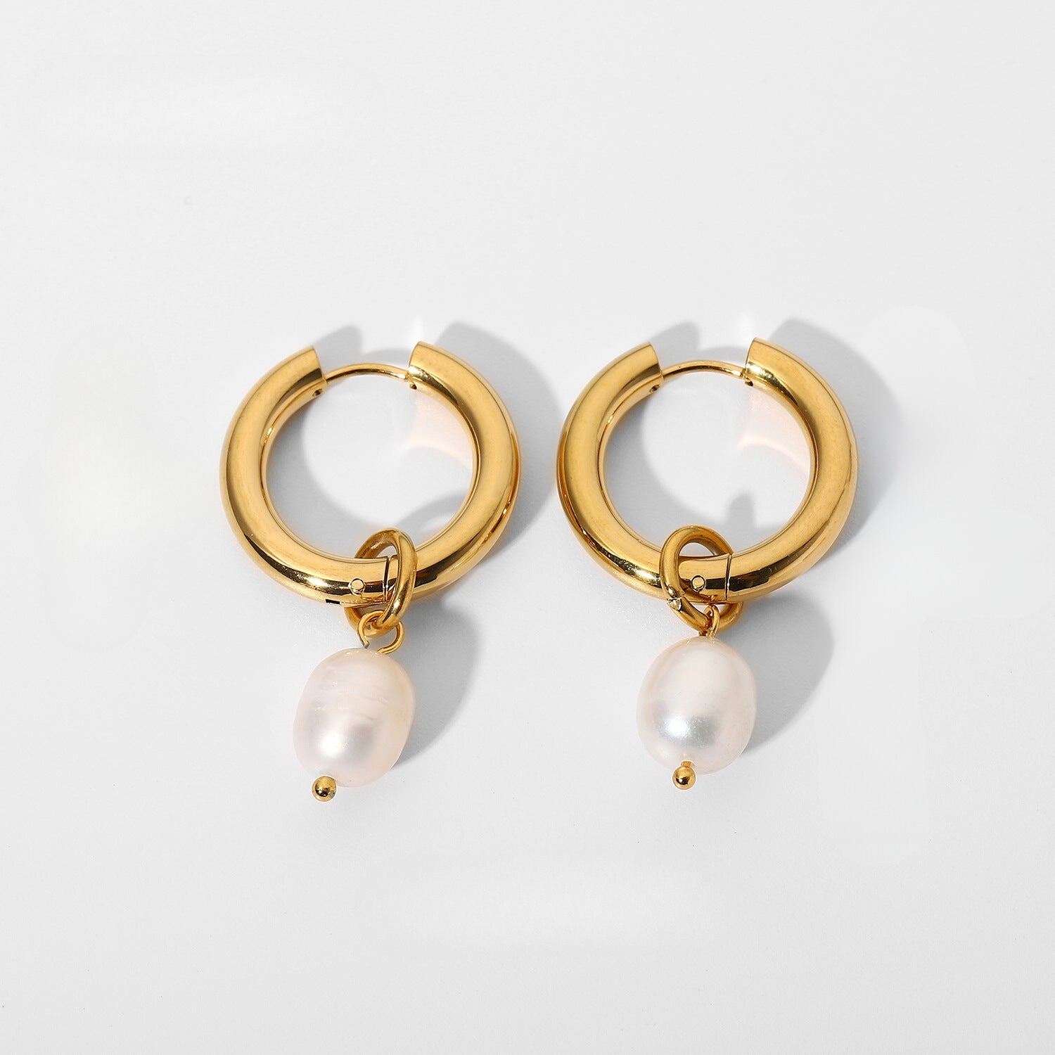 Della Pearl Drop Hoops