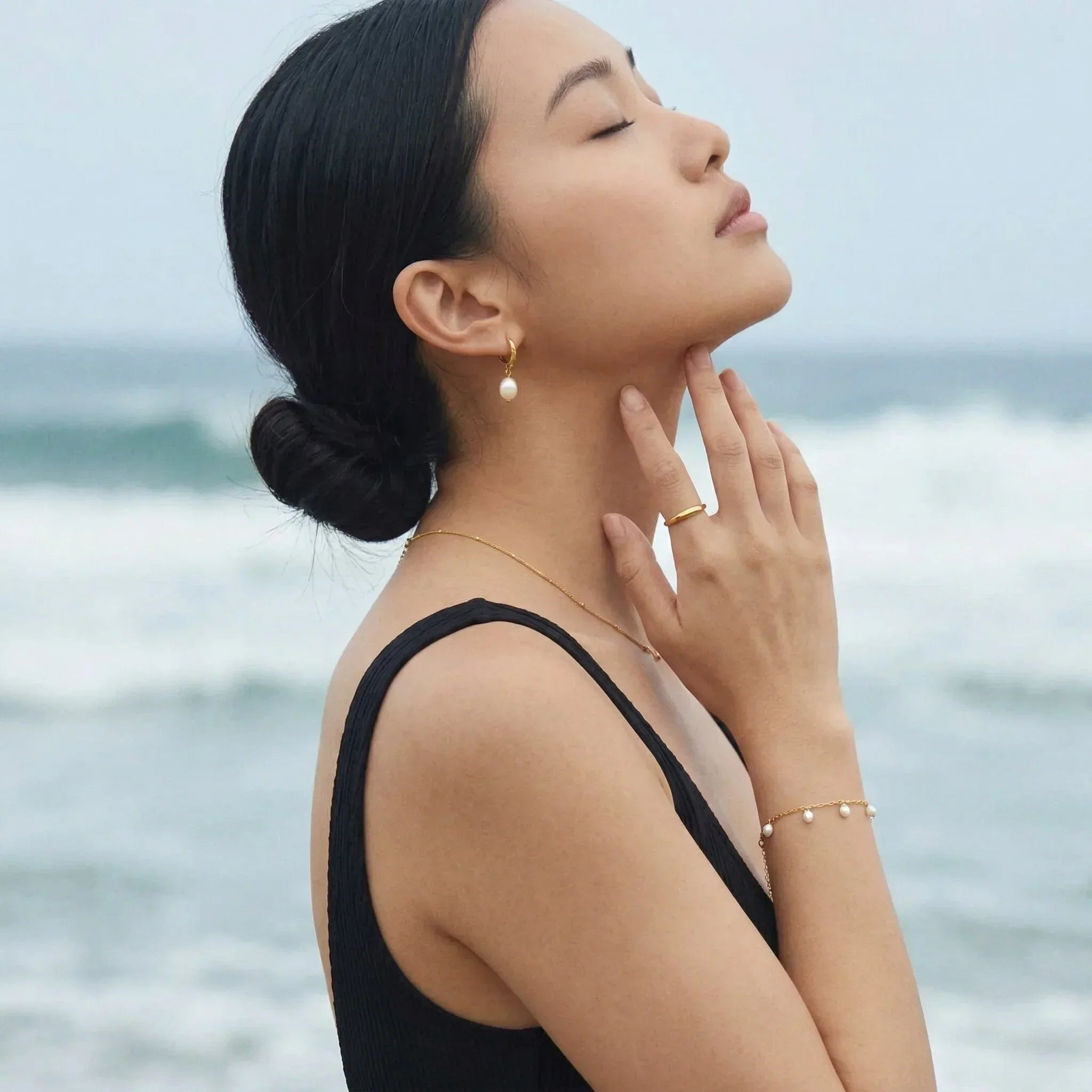 Liana Pearl Earrings