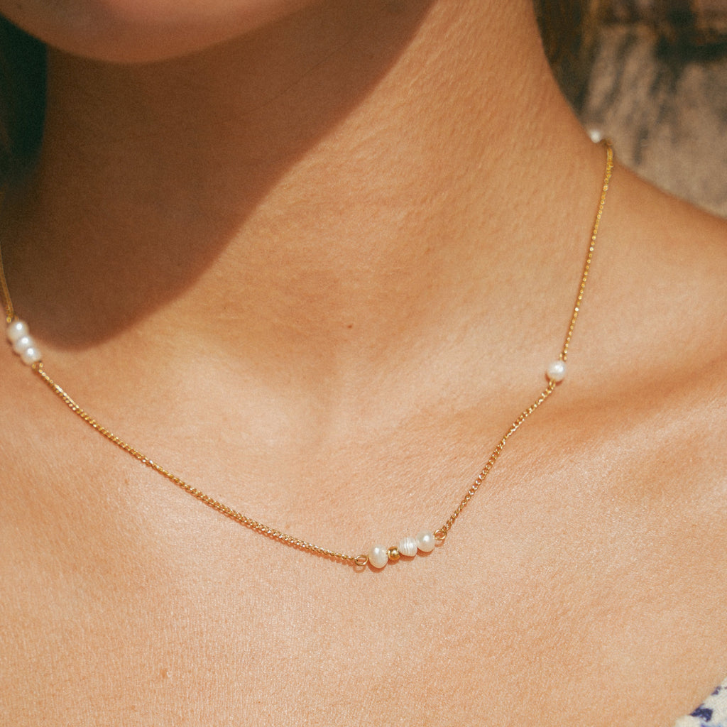 Bella Pearl Necklace