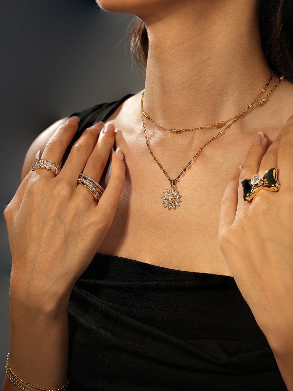 Sparkling Elegant Ring Gold