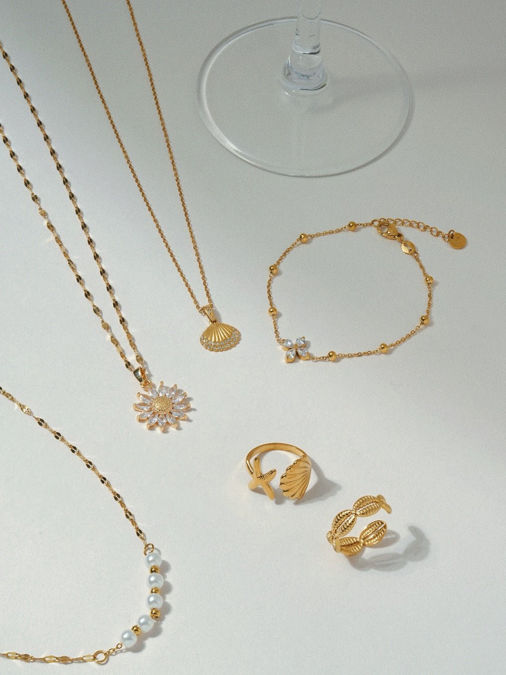 Sparkling Flower Armband Gold