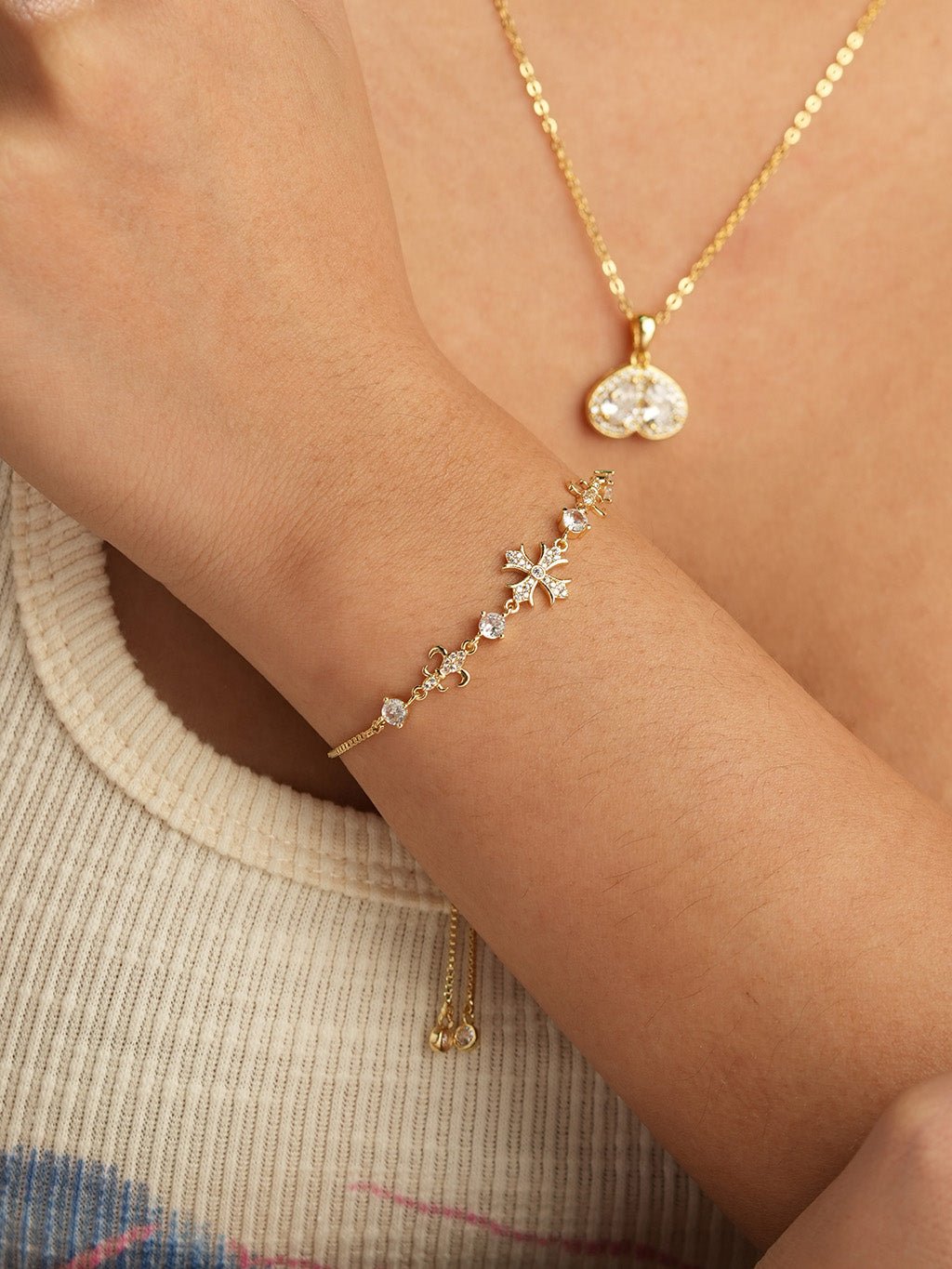 Vintage Cross Armband Gold